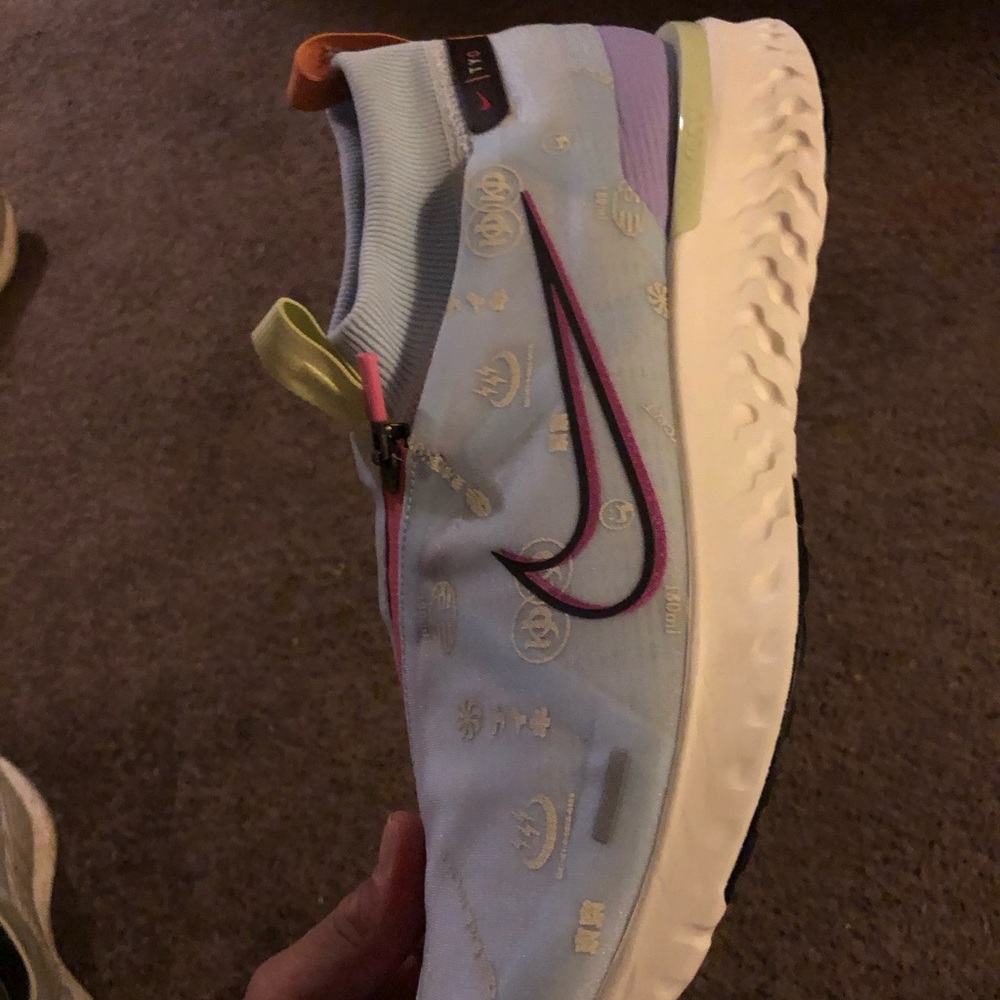 Nike React City Premium 10.5